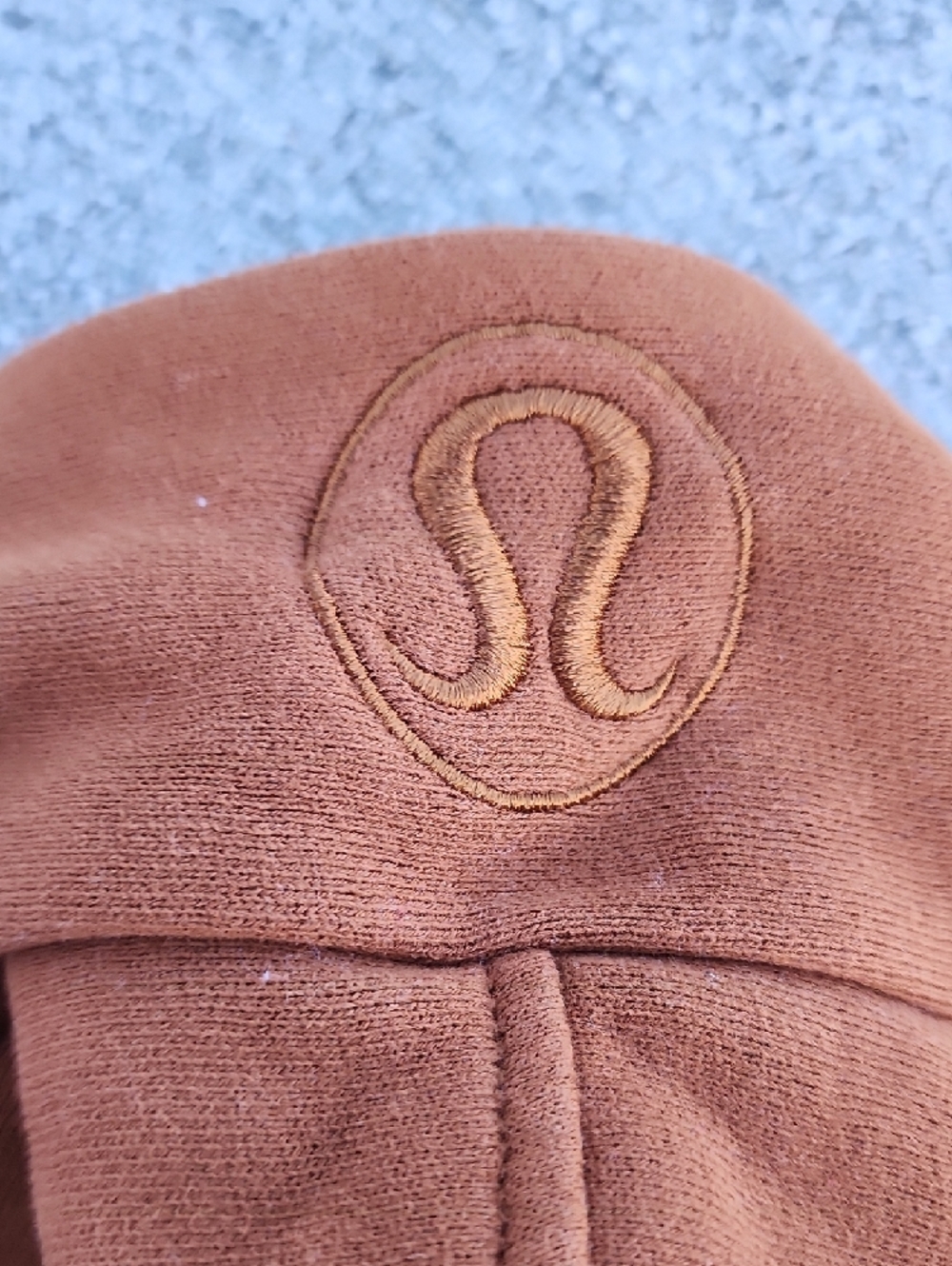 Lululemon Scuba Half-Zip Hooded Sweatshirt in Copper Brown Medium / Large - Picture 5 of 11